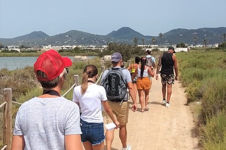 Secretos de Ibiza - Tour en coche de 8 horas — foto 3