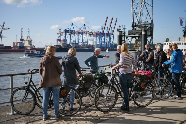 Guided Hamburg City Bike Tour — photo 4