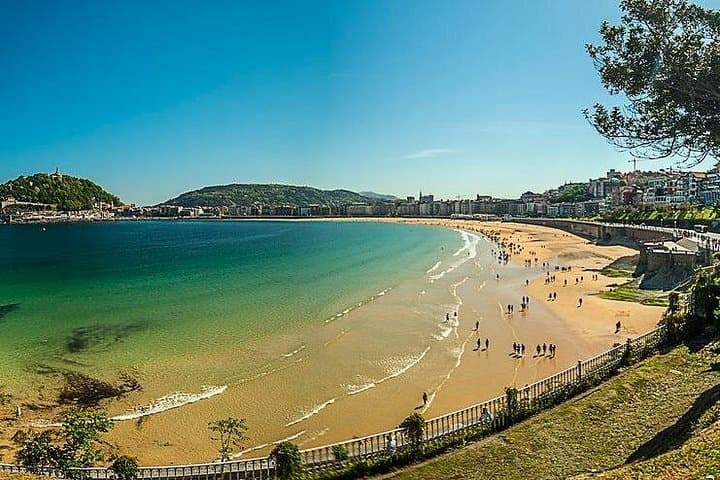 Stadtrundfahrt und Radtour in Donosti