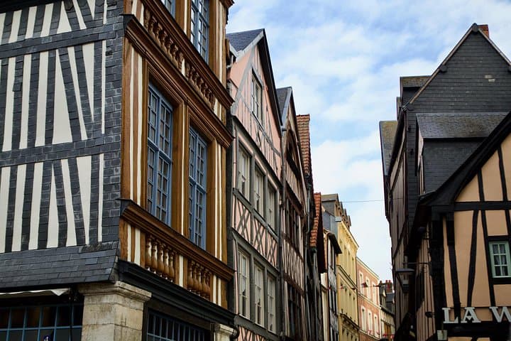 Excursion en petit groupe à Rouen, Honfleur et Etretat depuis Paris — photo 2