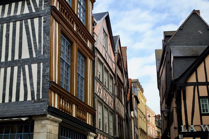 Gita di un giorno in piccoli gruppi da Parigi: Rouen, Honfleur, Etretat — foto 2