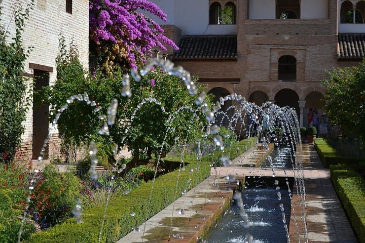 Visite Guidée de l'Alhambra à Grenade — photo 4