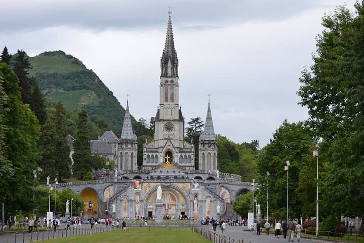 Tour Privato del Santuario di Lourdes da San Sebastian — foto 4