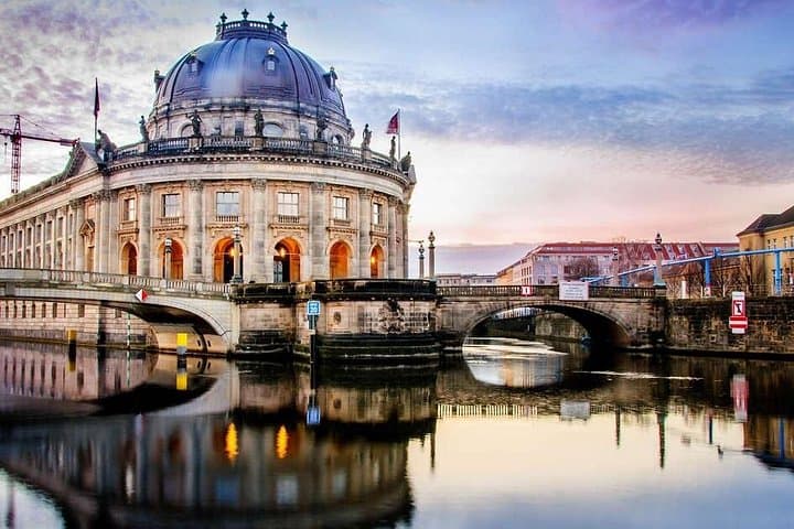 Trasferimento in partenza: da Berlino all'Aeroporto di Berlino BER in auto di lusso — foto 5