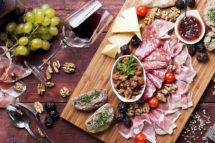 Brera Food Walk mit italienischen regionalen Spezialitäten