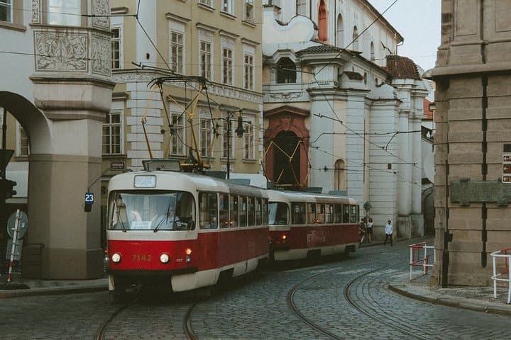 Nuremberg a Praga - Trasferimento Privato con 2 ore di Visite Guidate — foto 3