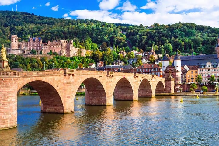 Fráncfort: Heidelberg, Museo de Mercedes / Palacio de Schwetzingen