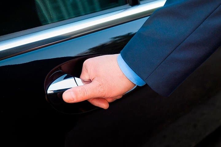 Trasferimento Privato Porta a Porta da Amalfi a Roma o viceversa