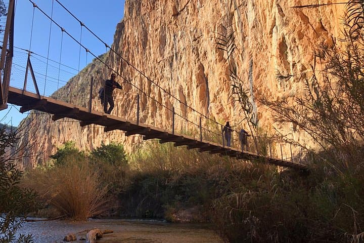 Escursione su Misura: Ponti Sospesi e Canyon del Turia (Chulilla) — foto 3