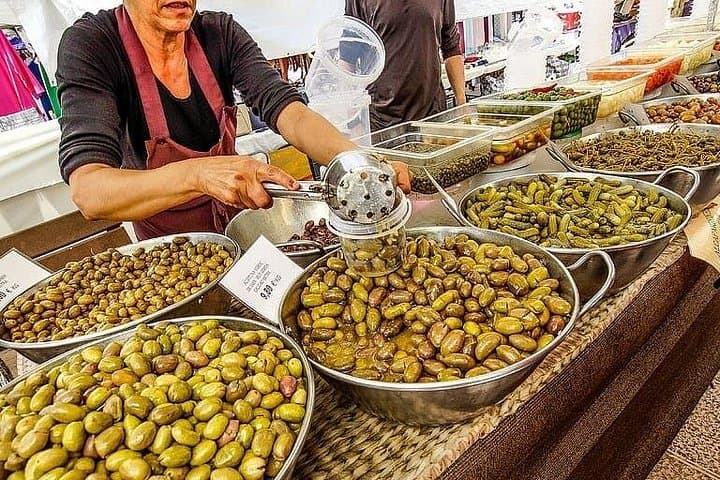 Tour de Tapas por el Casco Antiguo y Albaicín de Granada — foto 4