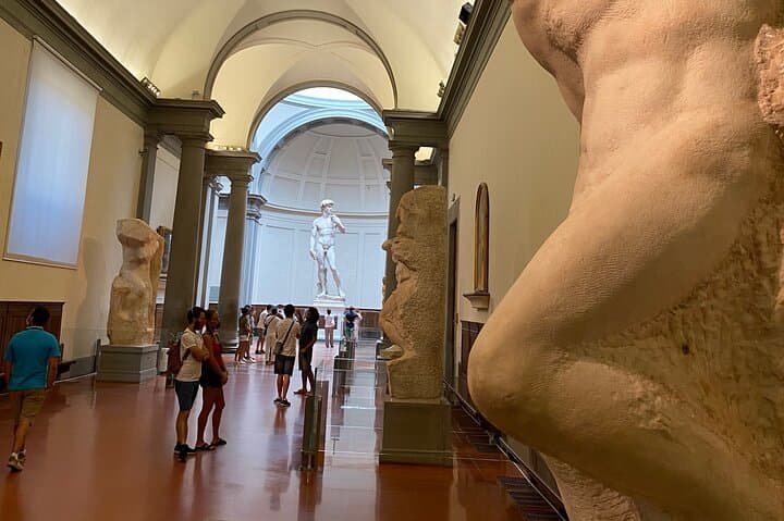 Salta la Coda: Esperienza Guidata di David — foto 3