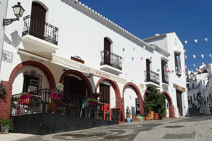 Tour guidato a piedi del centro storico di Frigiliana — foto 4