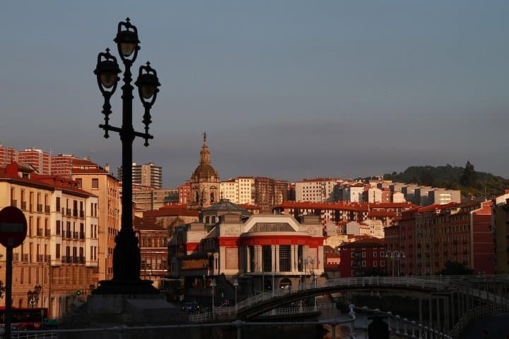 Bilbao Private Walking Tour — Foto 2