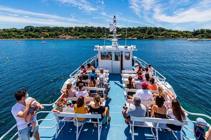 Fähre von Nizza zur Insel Sainte Marguerite — Foto 3