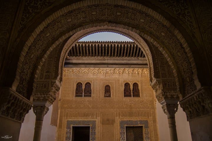 Private Tour der Alhambra mit Nasridenpalästen in Granada — Foto 3