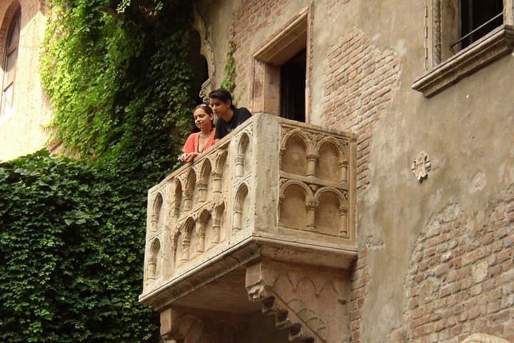 Una giornata nella vita di Verona - Tour privato con un locale