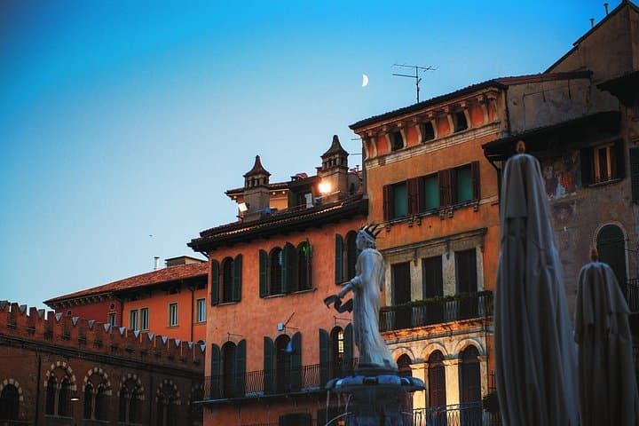 Tour a piedi delle attrazioni di Verona con biglietti per la Casa di Giulietta