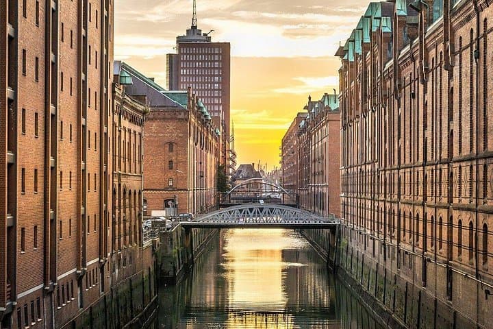 Escale à Hambourg : Visite Privée des Points Forts de la Ville — photo 4