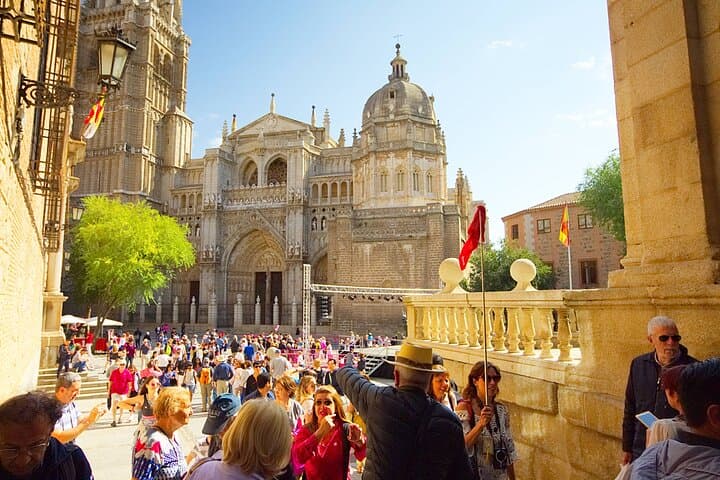 Gita di un giorno a Toledo con biglietti per attrazioni opzionali da Madrid