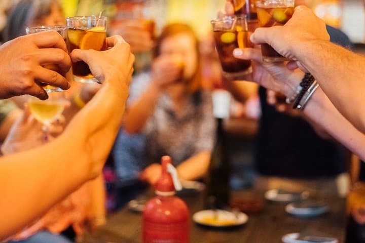 Barcelona Tapas & Wein Spaziergang mit optionalem Flamenco — Foto 3