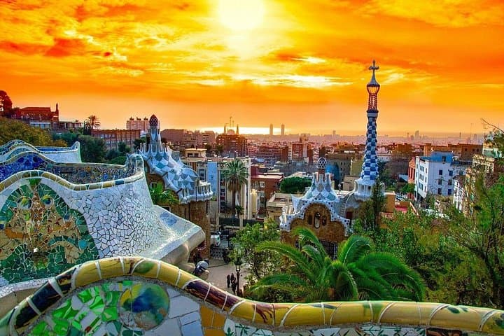Barcelona: Park Güell Skip-the-Line Ticket und geführte Tour — Foto 2