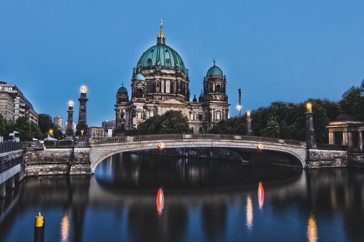 Tour privato sulla storia di Berlino durante la Seconda Guerra Mondiale e la Guerra Fredda
