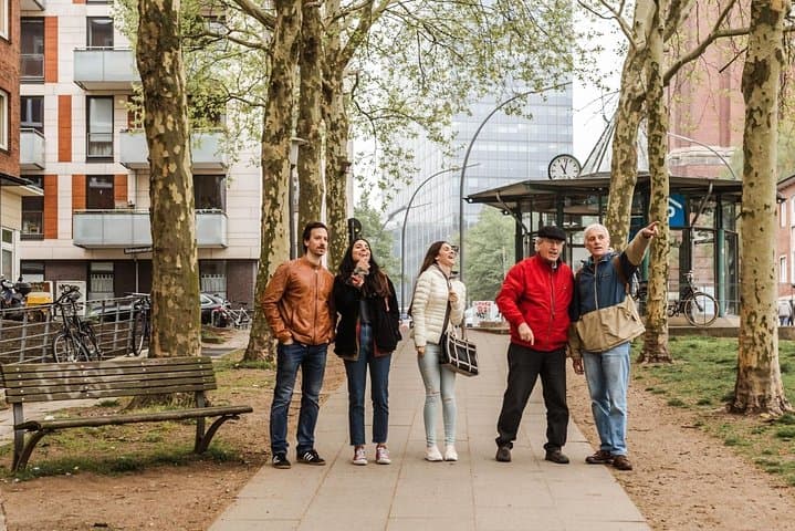 Private Custom Historic Walking Tour of Hamburg — Foto 5