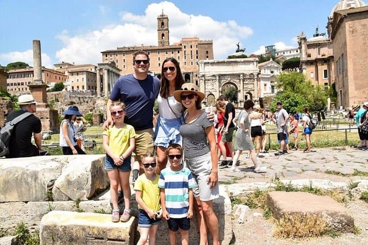 Tour Privato per Famiglie al Colosseo e nell'Antica Roma