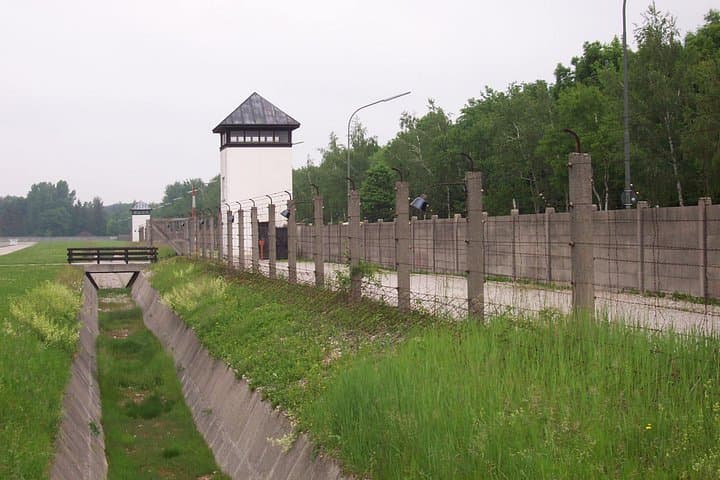 Tour del Memoriale del Campo di Concentramento di Dachau da Monaco — foto 2