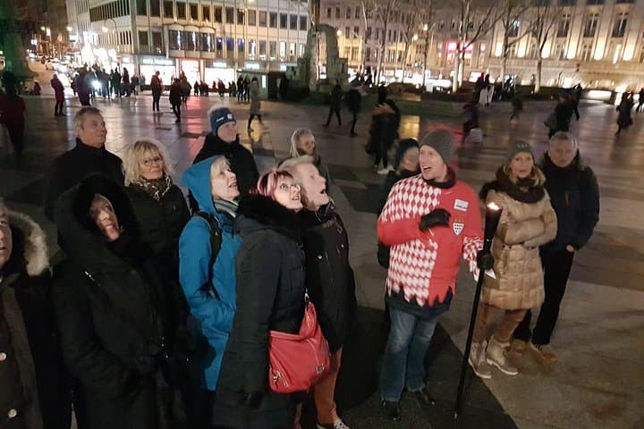 Tour notturno di Colonia "Tour alternativo del custode notturno con torcia" — foto 5