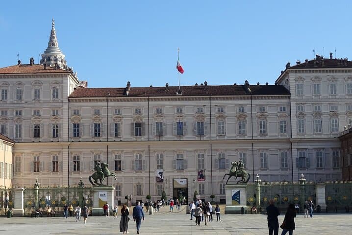 Turin: Geführte Erfahrung im Königlichen Palast — Foto 3