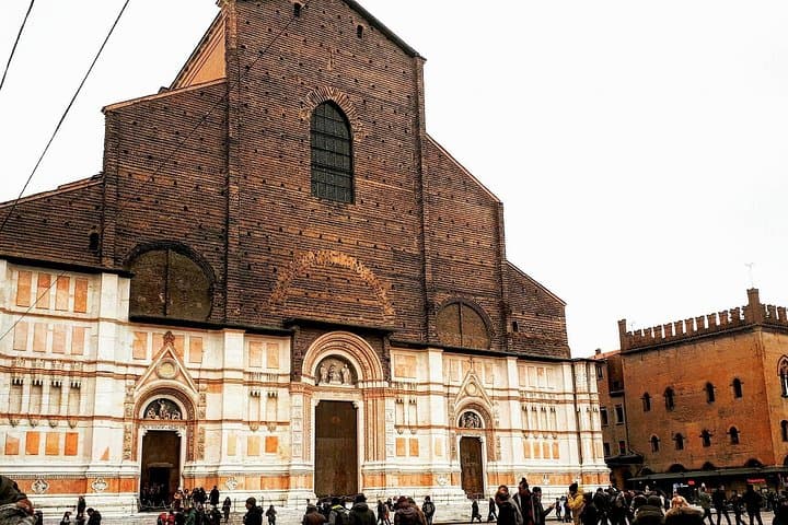 Private oder halbprivate Tour durch das historische Zentrum von Bologna