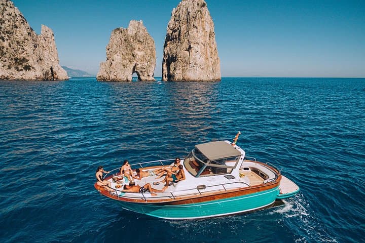 Tour Privato in Barca a Capri da Sorrento, Positano o Napoli — foto 4