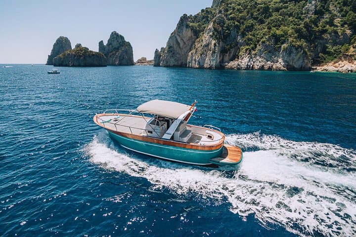 Tour Privato in Barca a Capri da Sorrento, Positano o Napoli — foto 4