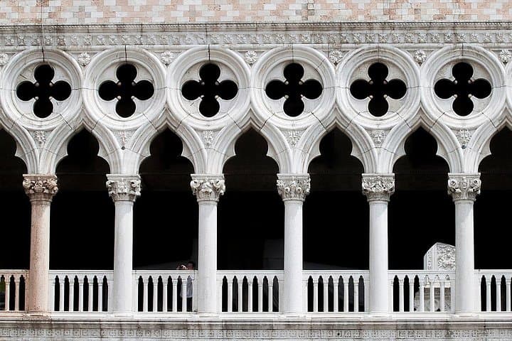 Tour del Palazzo Ducale e Giro in Gondola a Venezia