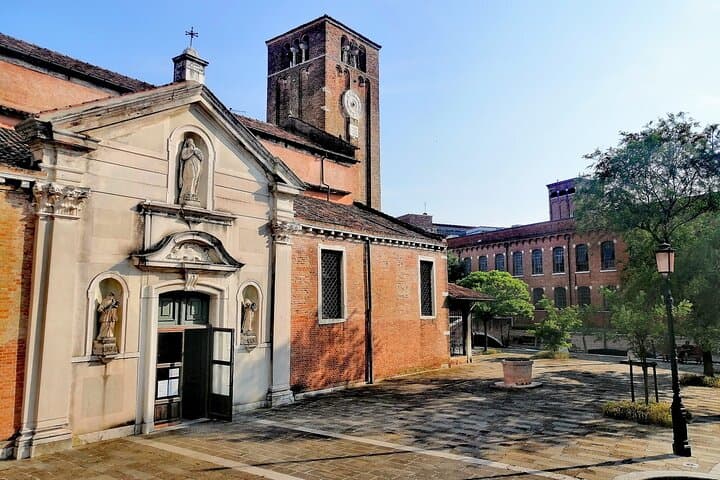 Passeggiata Fuori dai Percorsi Battuti a Venezia — foto 2