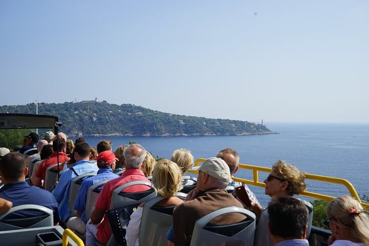 Nice Le Grand Tour Hop-on Hop-off Sightseeing Bus — Foto 2