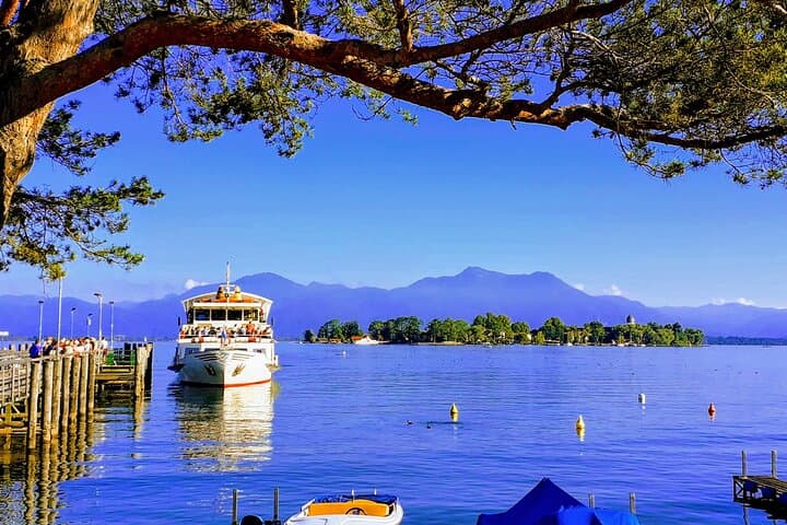Herrenchiemsee-Palasttour am Chiemsee von München — Foto 2