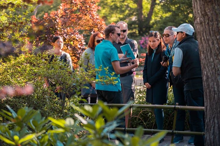 Zeitgebundenes Eintrittsticket für Versailles und Tagesausflug nach Giverny von Paris — Foto 4