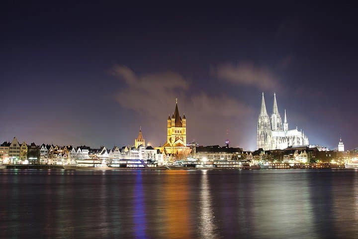 Rhein Abend Panorama Kreuzfahrt in Köln — Foto 3