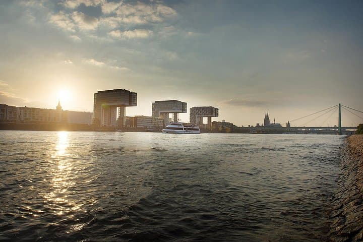 Rhein Abend Panorama Kreuzfahrt in Köln — Foto 5