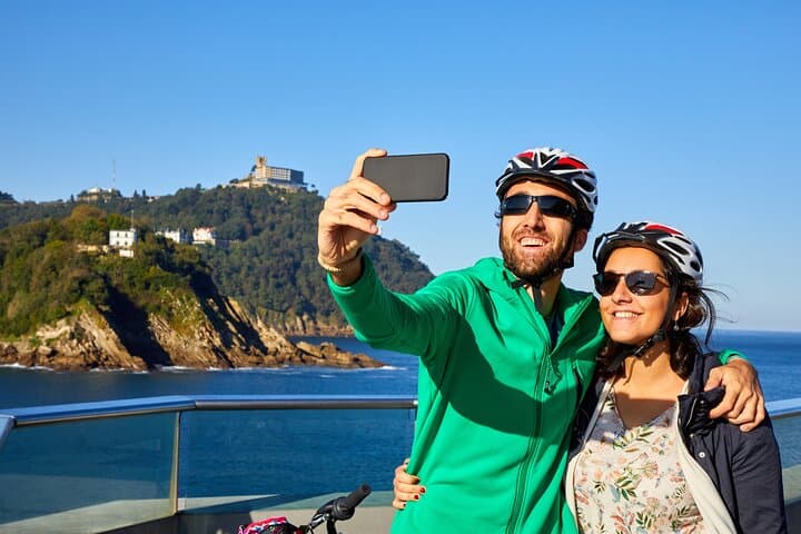 San Sebastián E-Bike Tour: Baskische Geschichte und Kultur — Foto 4