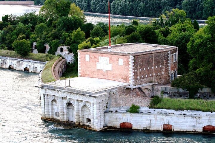 Biglietto di andata e ritorno in barca da Punta Sabbioni a Venezia — foto 5