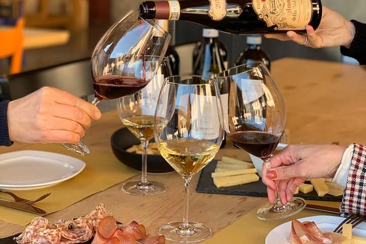 Weinberg-Tour mit leichtem Mittagessen in Valpolicella — Foto 2