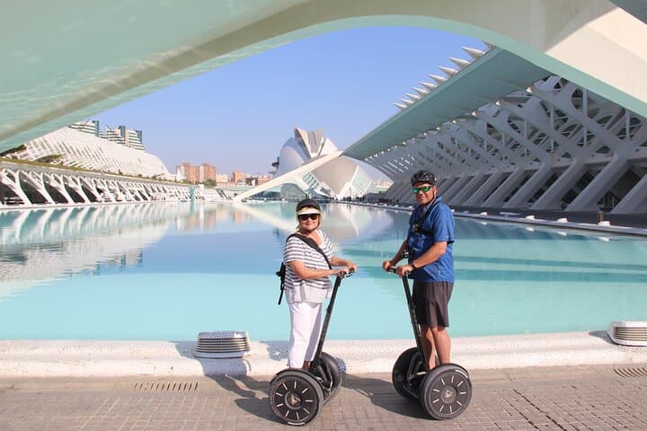 Tour Privato in Segway alla Città delle Arti e delle Scienze — foto 3