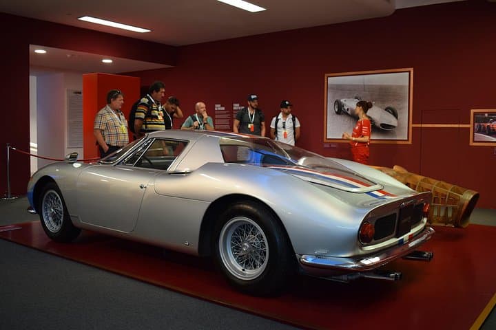 Museo Lamborghini, Fábrica Ferrari, Tour del Museo Ferrari — foto 2