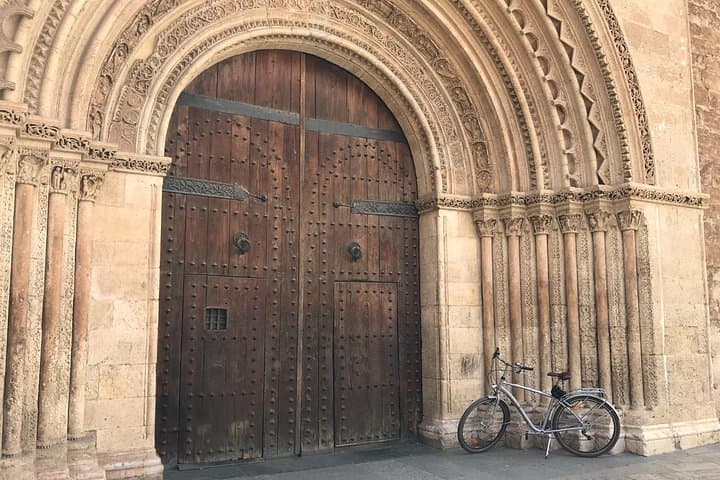 Tour Privato del Centro Storico di Valencia in Bicicletta o Elettrico — foto 5