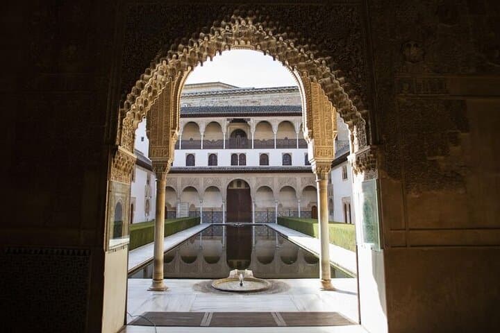 Geführte Wanderung durch die Alhambra in Granada — Foto 2