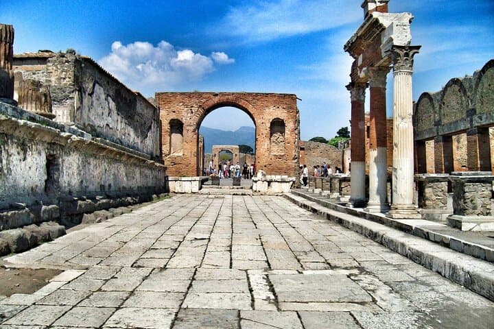Tour di Pompei e Monte Vesuvio da Sorrento o Napoli — foto 5