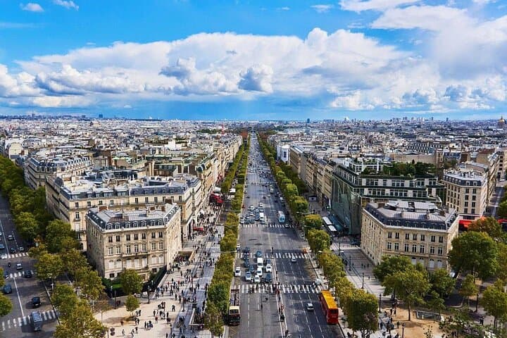 Transfert Privé : Paris vers le Parc Disneyland ou votre Hôtel en Van de Luxe — photo 4
